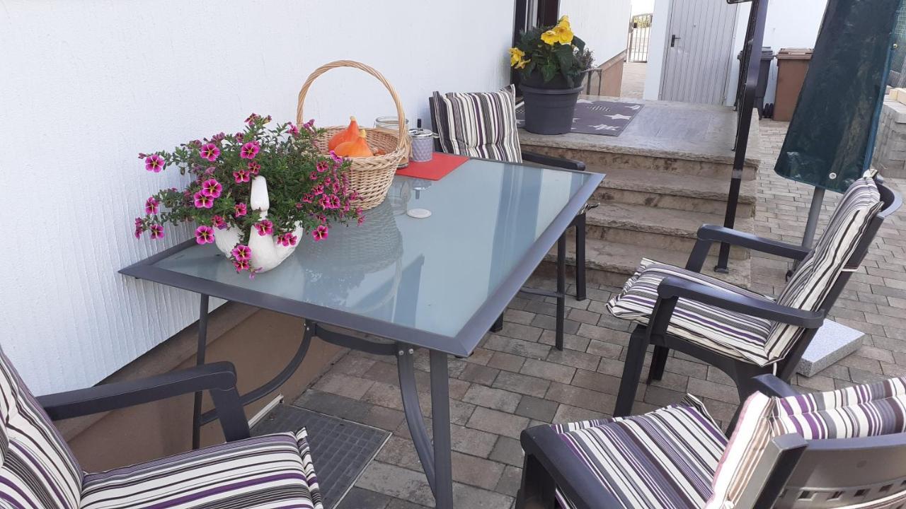 Ferienwohnung Seegarten Waldbuttelbrunn Ngoại thất bức ảnh